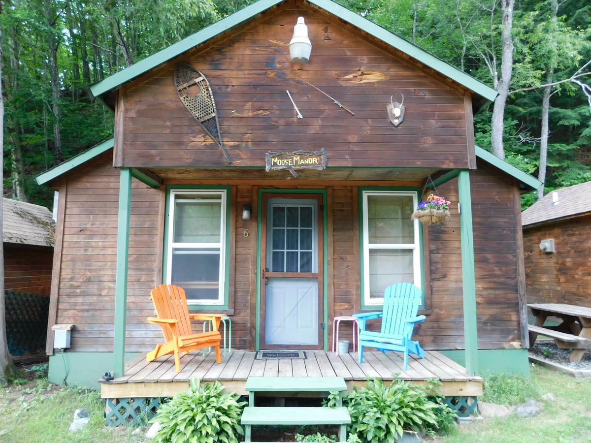 Pine Crest Motel & Cabins Barton Exteriör bild