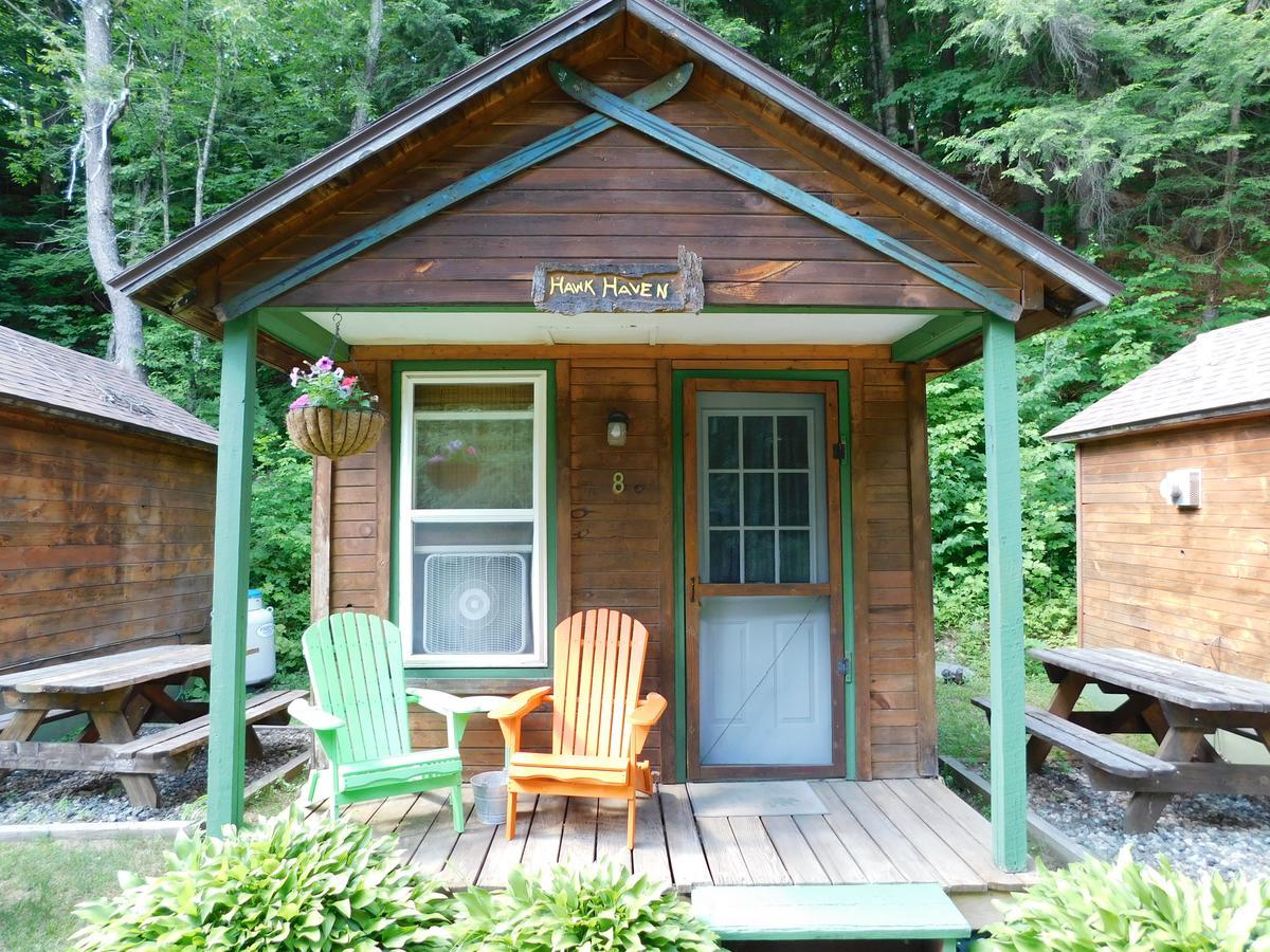 Pine Crest Motel & Cabins Barton Exteriör bild